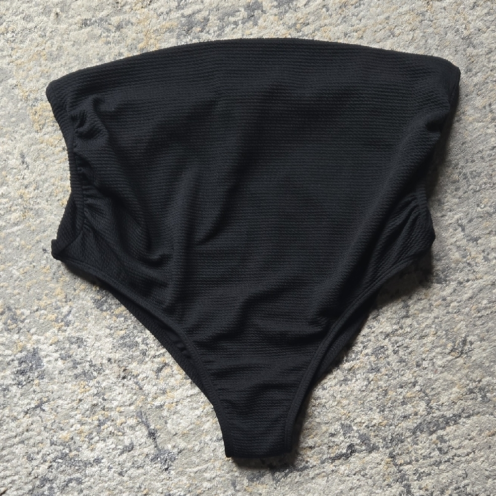 Black High-Waisted Swimsuit Bottom